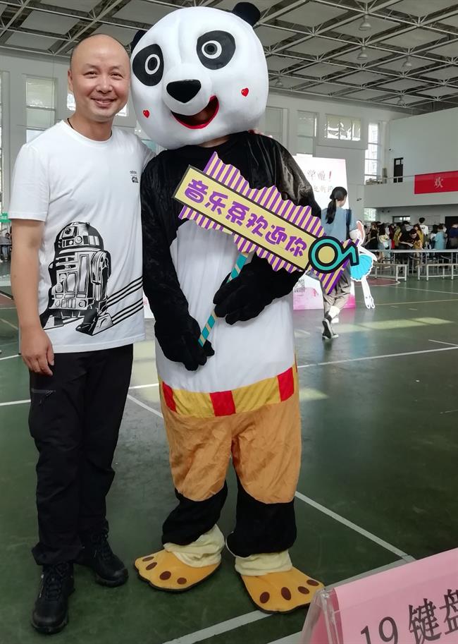 音乐系陈曦1.jpg