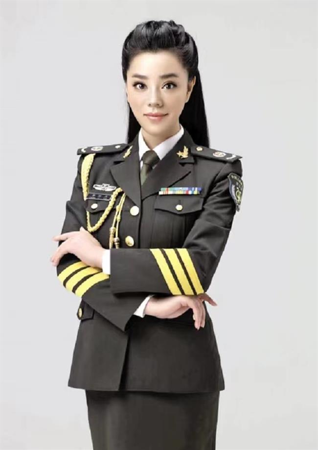 钟丽燕.jpg