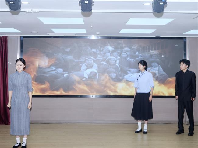 23级表演艺术专业（3＋2）班表演《秋瑾》.jpg
