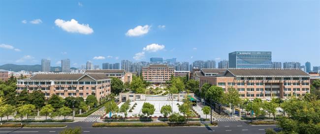 校园风光.jpg